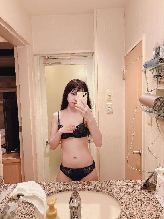 ひなみさん　写メ画像